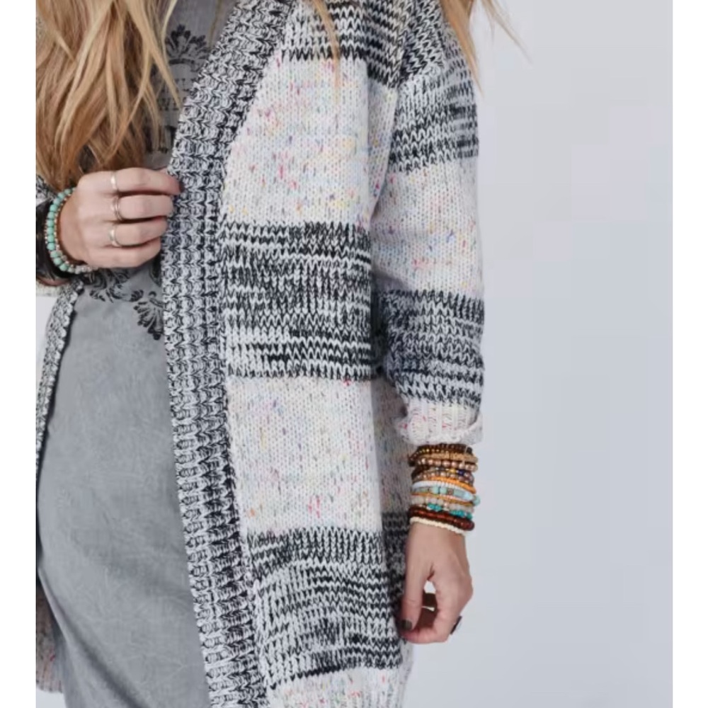 Three Birds Nest cardigan sweater! Like New!